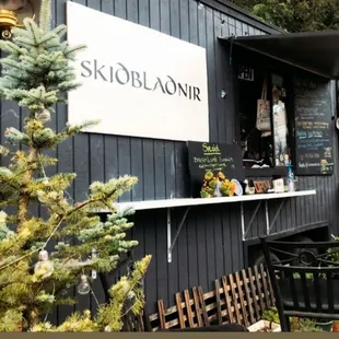 Skidbladnir food truck