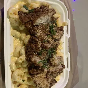 Mac and Cheese with fried chicken