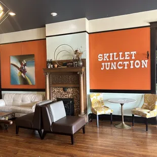 Skillet Junction-Lobby