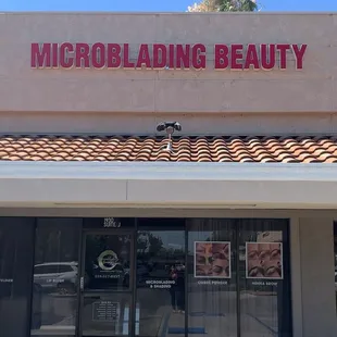 Skin Physic Facials is located inside of Microblading Beauty!