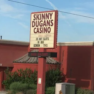 Skinny Dugan&apos;s; building, on W Charleston, from eastbound approach.