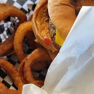 Hamburger and onion rings