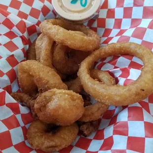 Onion rings with CR sauce.