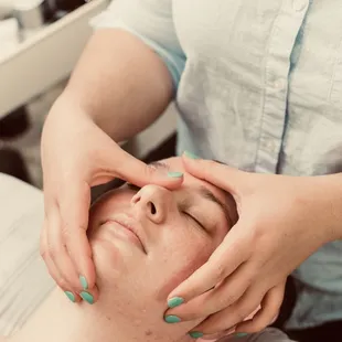 The best facial massage