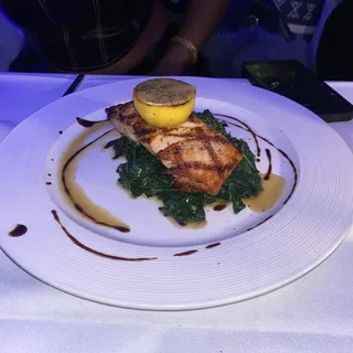 Charcoal-Grilled Salmon Salad