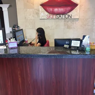 How cute are these lips as soon as you walk in?