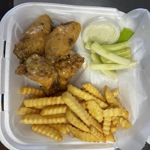 Garlic Parmesan Wing Basket was very Good!!!