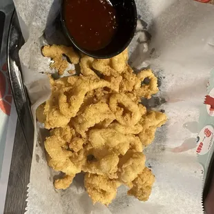 food, chicken wings and fried chicken