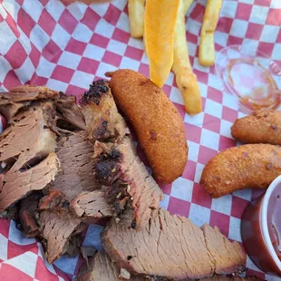 Brisket, small size for my small fry. Does not come with fries so ignore those