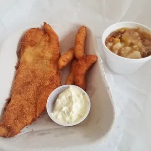 Fish, hush puppies, tartare sauce, peach cobbler