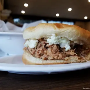 BBQ sandwich with slaw