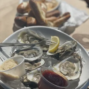 Half dozen oysters and crab dip