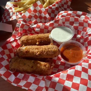 Mozzarella sticks