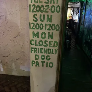 See all we pups are welcome on the patio