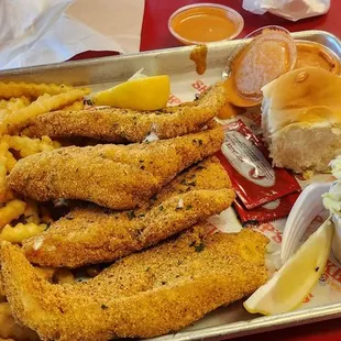 Abdul is the bomb you guys must visit this store he gonna get you wit his sexy self