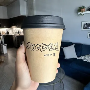 Vanilla oat milk latte with agave