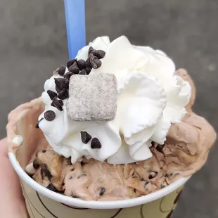 Puppy Chow Flurry (special)