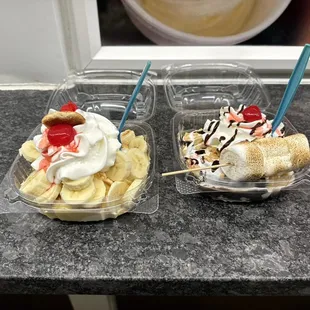 Banana pudding sundae &amp; s'mores sundae