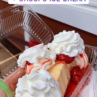 New York Cheesecake Sundae with strawberry.