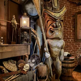 Tiki decor