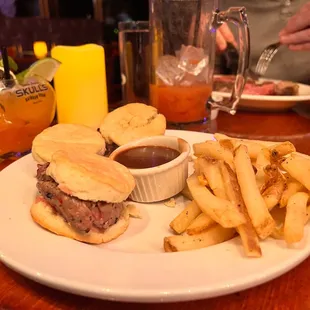 Brunch Steak biscuits