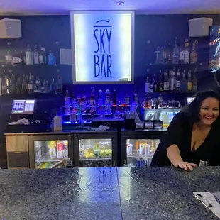 The small but attentive bar