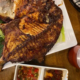 Grilled fish (ikan bakar) with 2 sambals