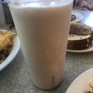Milkshake! @Sky Kitchen San Carlos Airport CA Wed 5/25/22