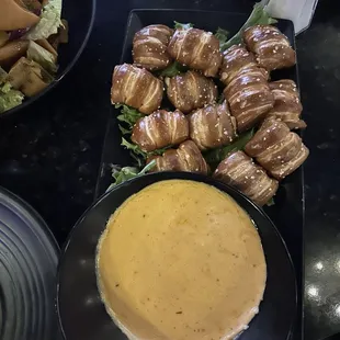 Pretzel bites