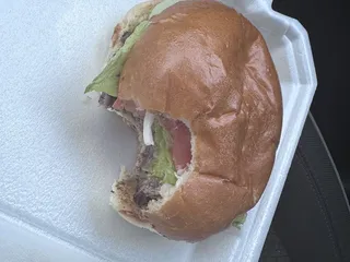 Susan's Hamurgers N More