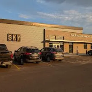 Located inside Philip Billard Airport.