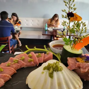 BF tuna sashimi.