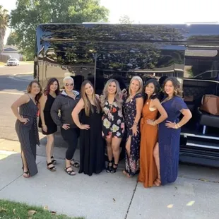 Getting picked up at 9am in Stockton for a girls trip to Napa