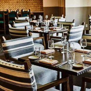 sushi and sashimi, interior