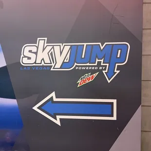 Inside the Stratosphere, arrows showing the way!