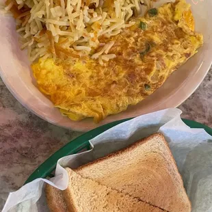 Western Omelette with Hashbrowns &amp; toast