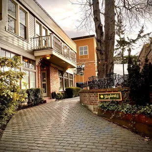 the entrance to the restaurant