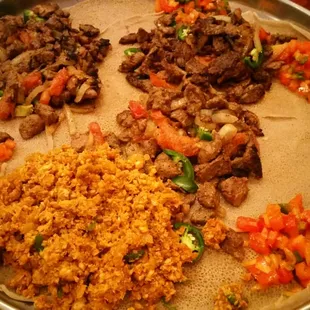 Everything comes on one plate so if you want your orders on separate plates let them know!