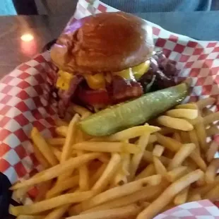 Classic Cheese Burger.. excellent fries