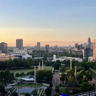 Sunset &amp; skyline...beautiful