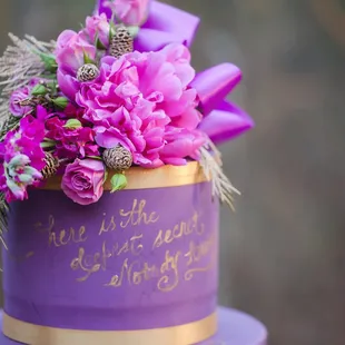 Poetry or vows on your wedding cake make it yours!