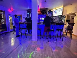 Cecils Bar