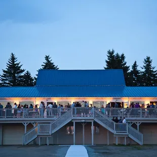 View of the deck overlooking the western horizon.