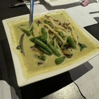 G3. Green Curry