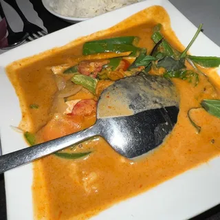 G4. Panang Curry