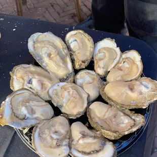 food, oysters and mussels