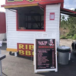 Slap the Apple Grill, Food Truck, Smokehouse counter! 2/23/2023.