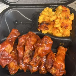 chicken wings and mashed potatoes