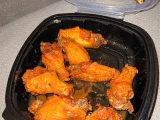 Wings Etc