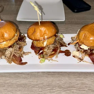 BBQ PORK SLIDERS